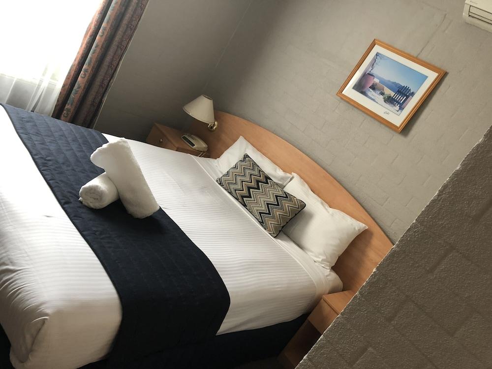 Best Western Coachman'S Inn Motel Bathurst Zewnętrze zdjęcie