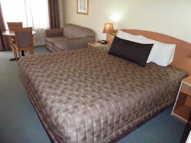 Best Western Coachman'S Inn Motel Bathurst Zewnętrze zdjęcie